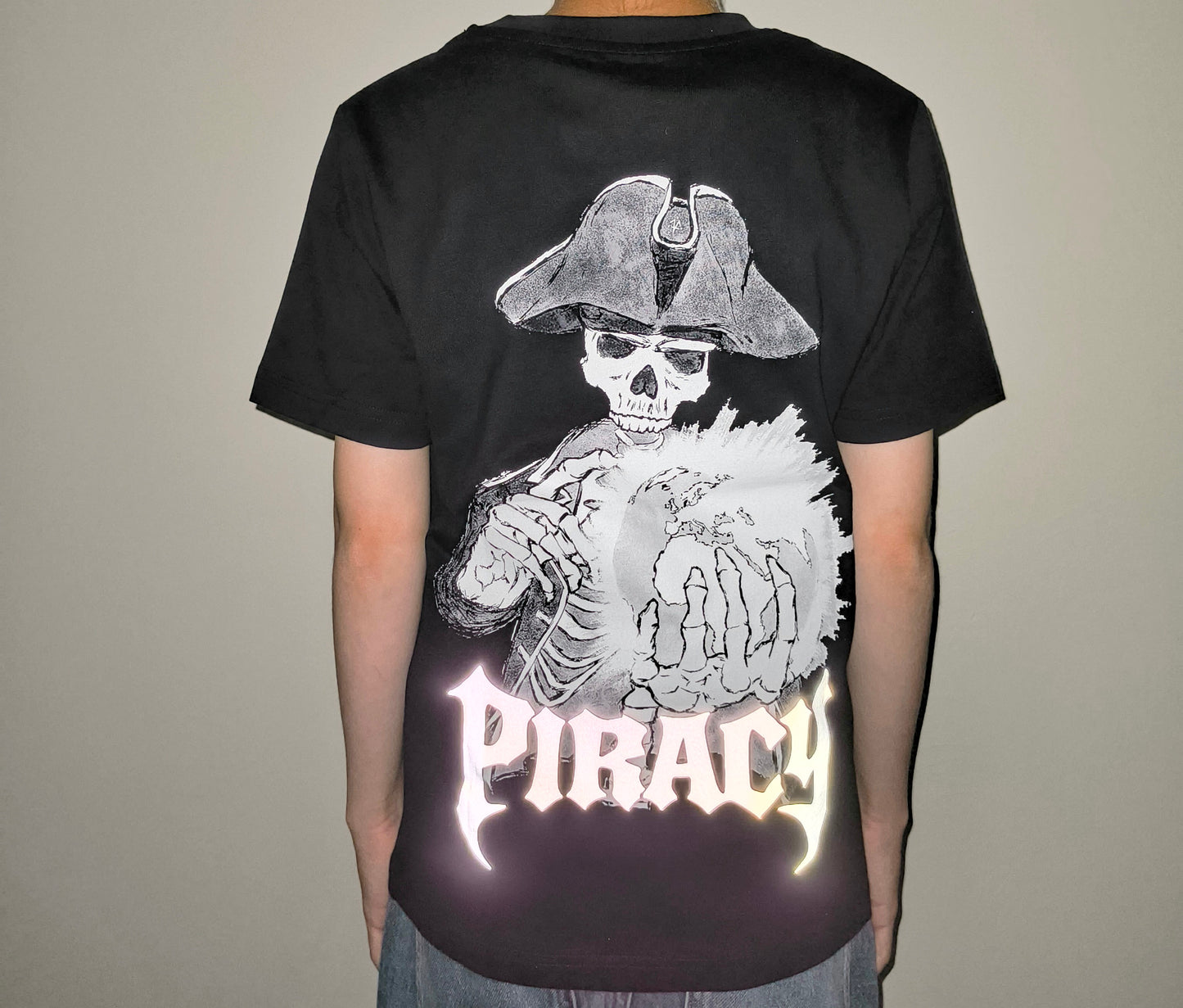Piracy - Reflective unisex Cotton t-shirt